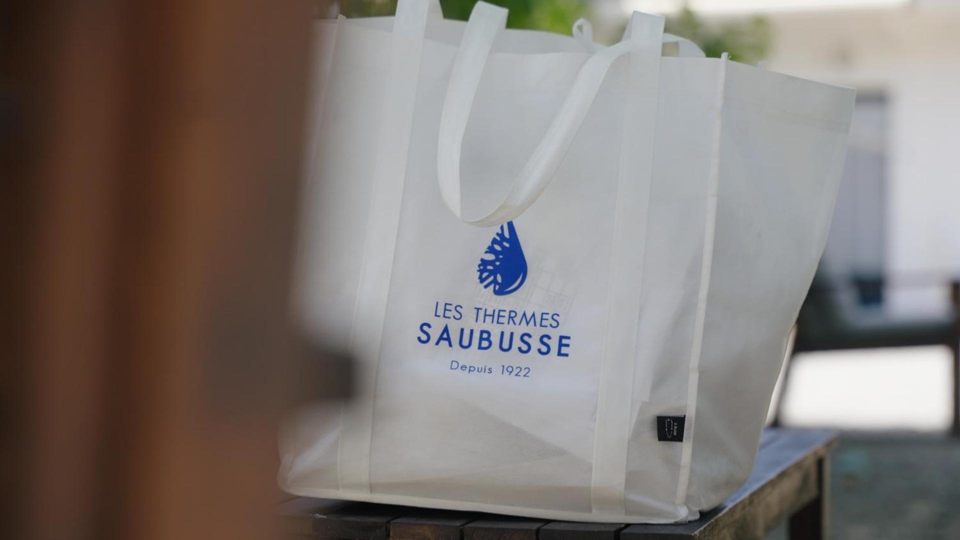 Logis Thermal Saubusse Екстериор снимка